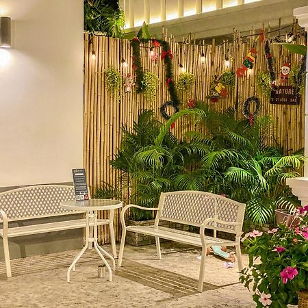 Muni Residence & Spa Battambang Bagian luar foto