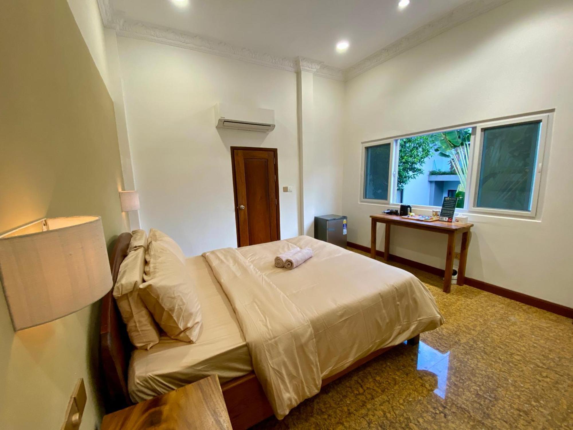 Muni Residence & Spa Battambang Bagian luar foto
